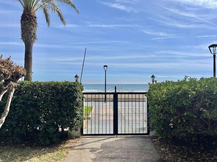 Lc Apartaments Voramar Benicàssim Esterno foto